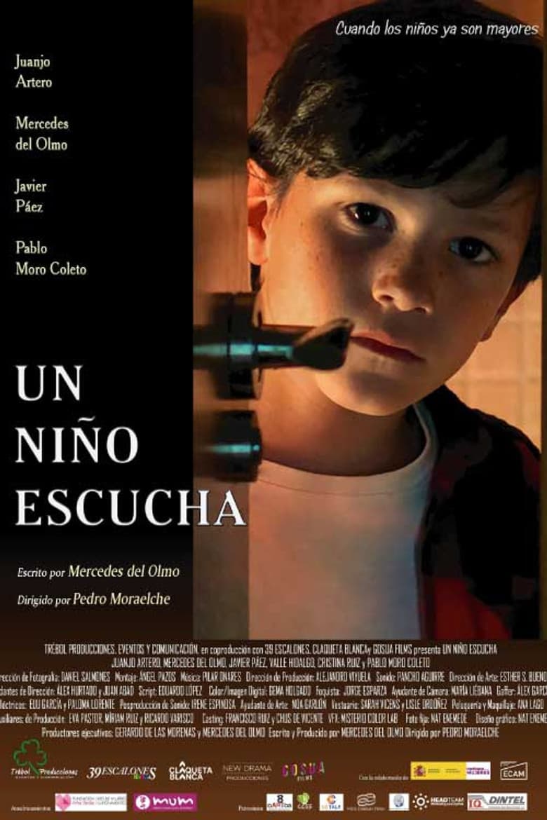 UN NIÑO ESCUCHA poster