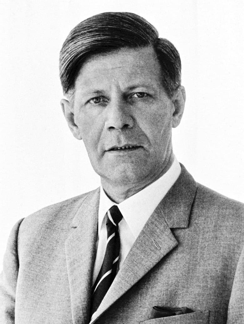 Mensch Helmut - der Mythos Helmut Schmidt poster